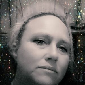 Meet your Posher, Angi